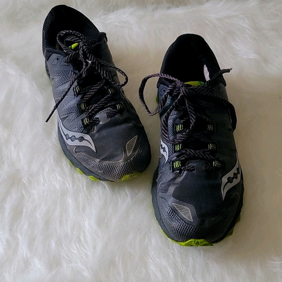 saucony peregrine flexshell